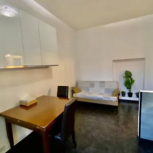 https://casa-pavona.it-romehotels.com